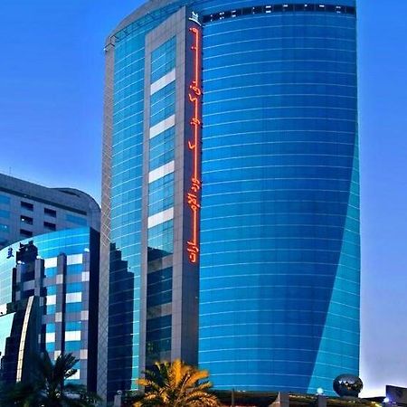 Royal Concorde Hotel & Suite Дубай Екстер'єр фото
